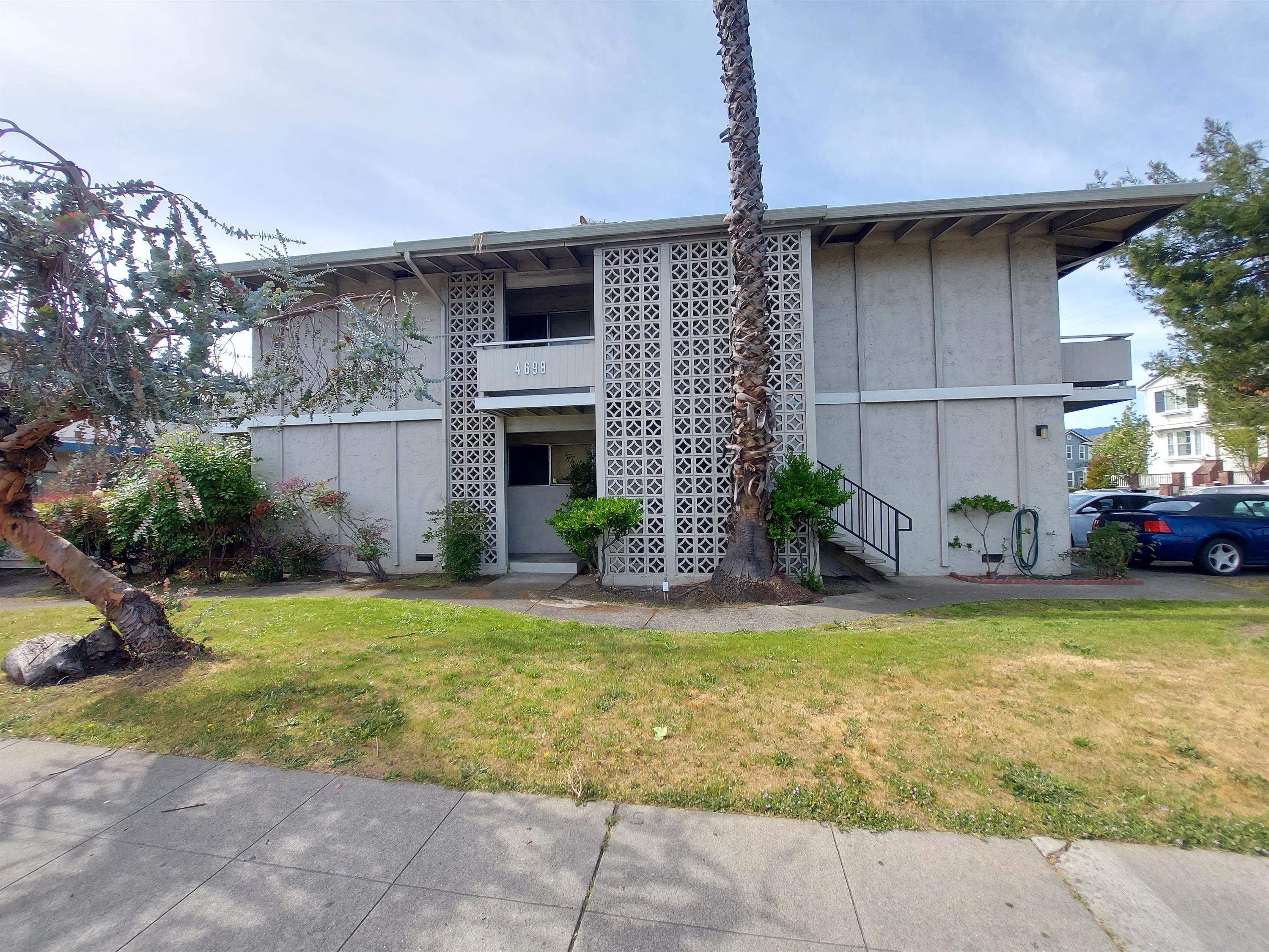 4698 Campbell Avenue - 4A