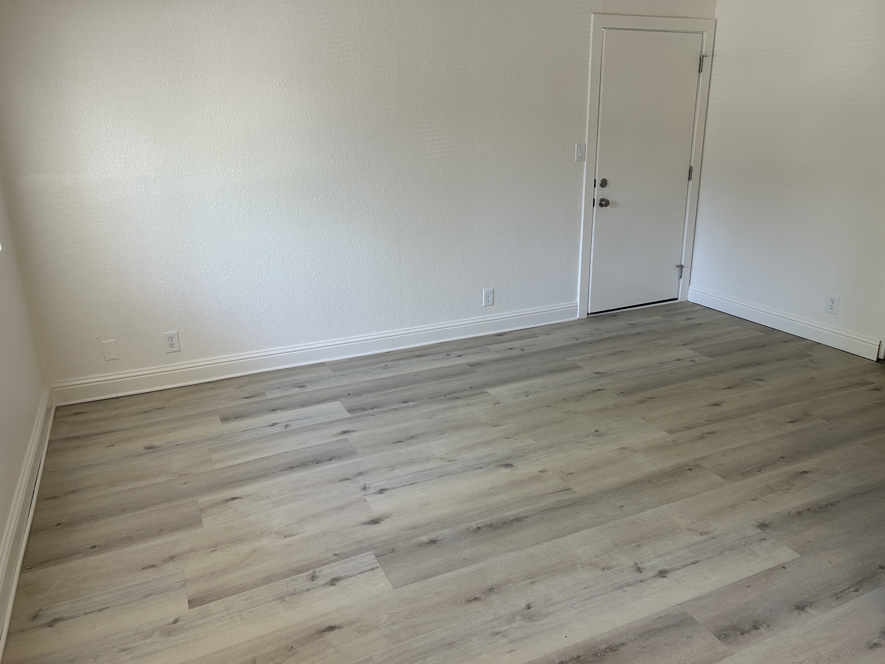 1096 Roewill Dr. - 1