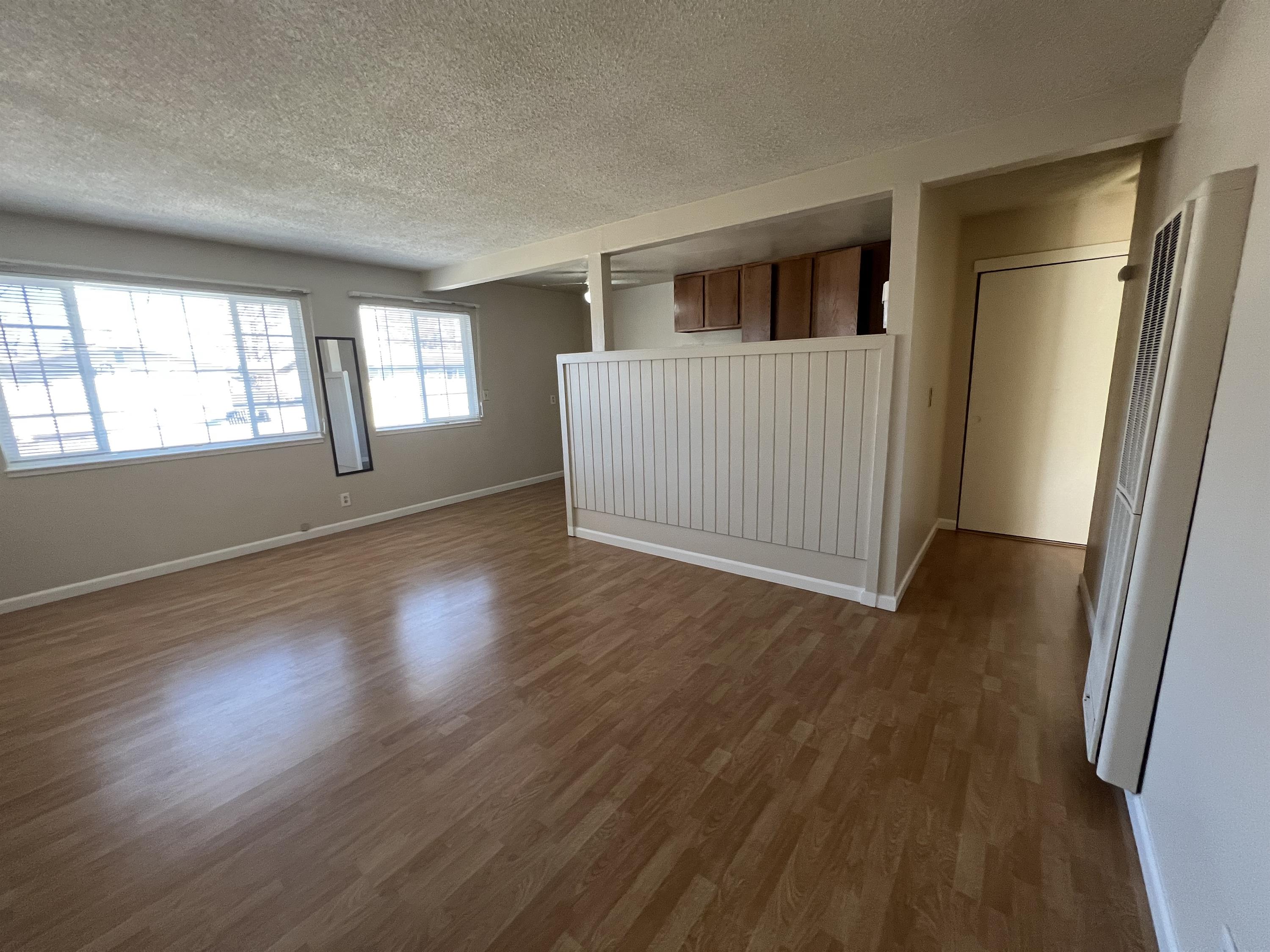1119 Roewill Dr.  #7